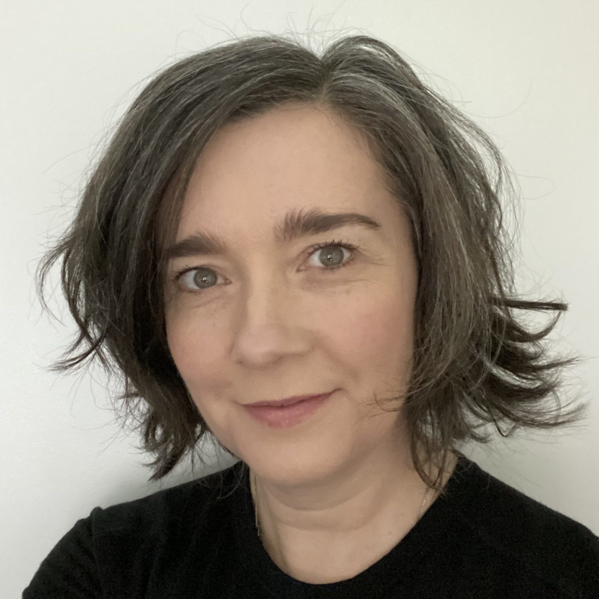 Erin P Headshot